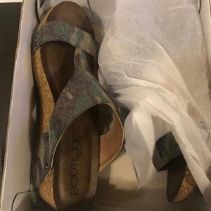 Corkys wedges size 10 adorable